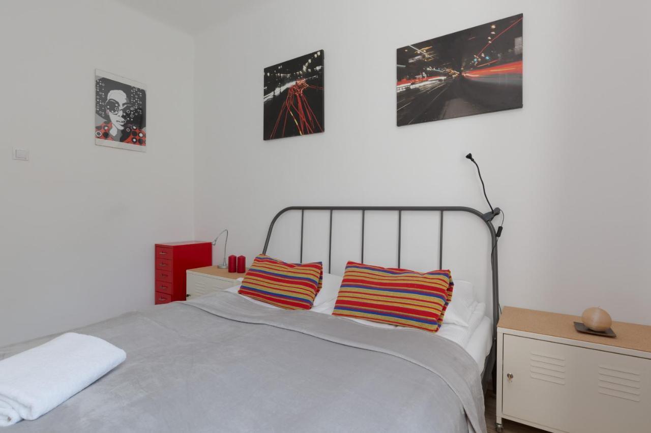 Apartment Bialobrzeska Warsaw By Noclegi Renters Exterior photo